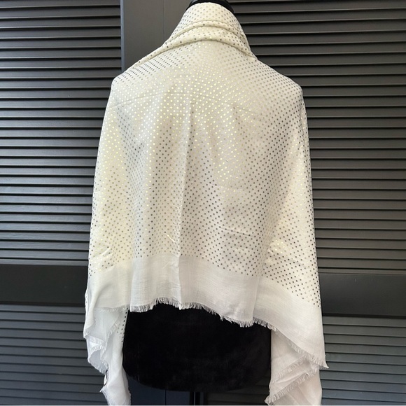 Gucci, GUCCY Modal Cashmere Shawl, White with Gold Stars and Retro Font “Guccy” - Picture 8 of 15
